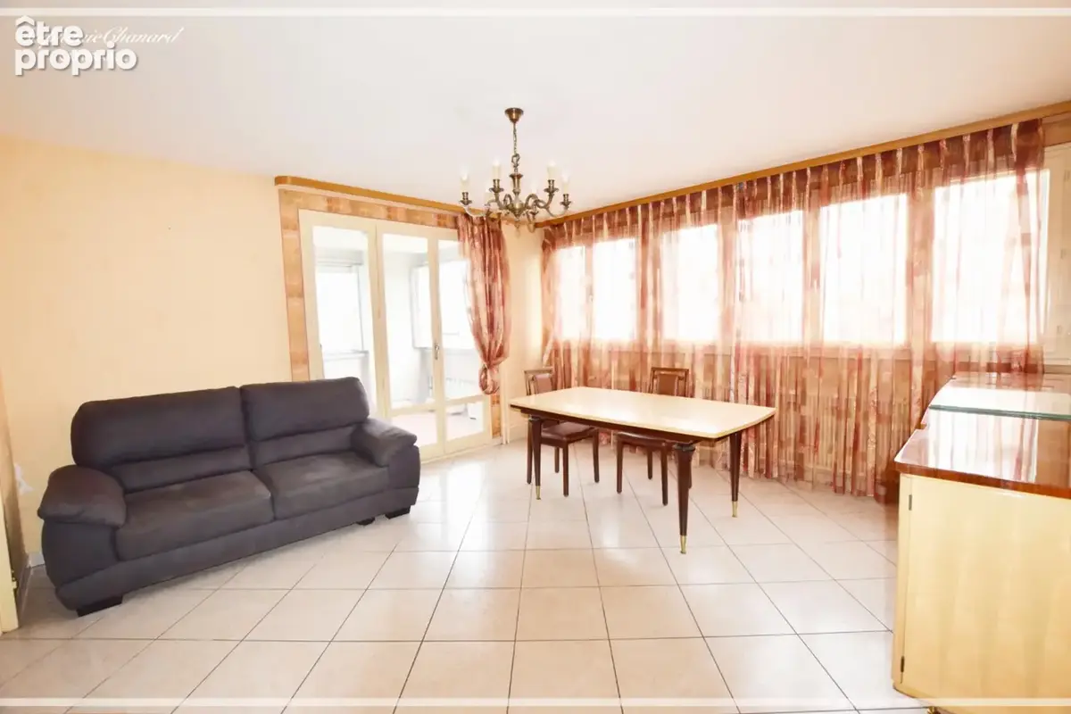 Appartement familial T5 de 95 m² avec loggia, balcon, garage et cave / LYON 8EME - photo 2