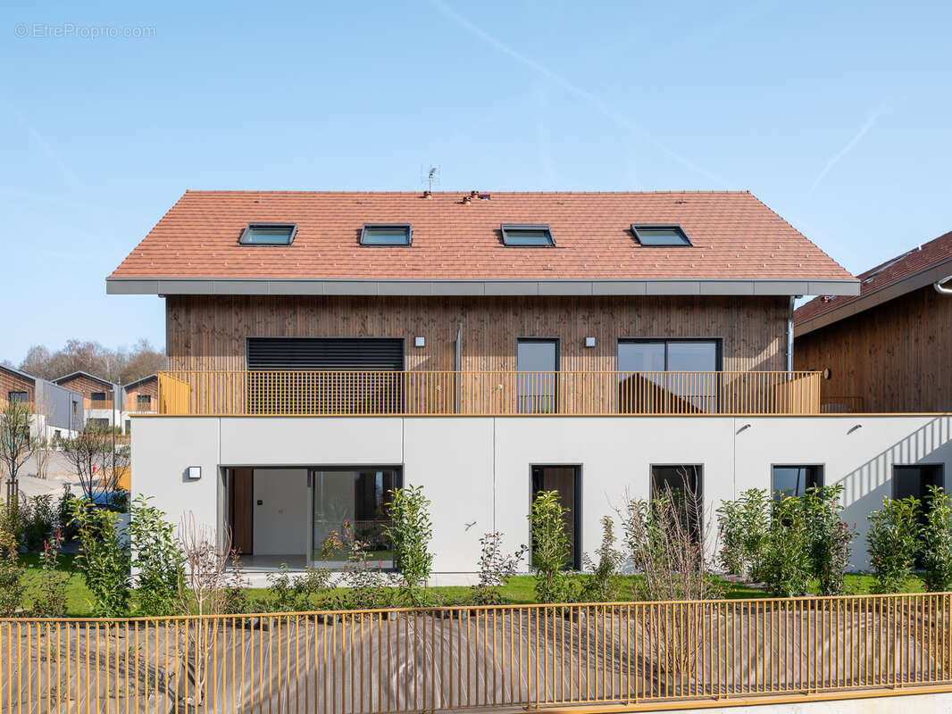 Appartement à ANNECY-LE-VIEUX