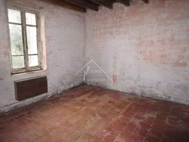 Maison à VARENNES-SUR-ALLIER