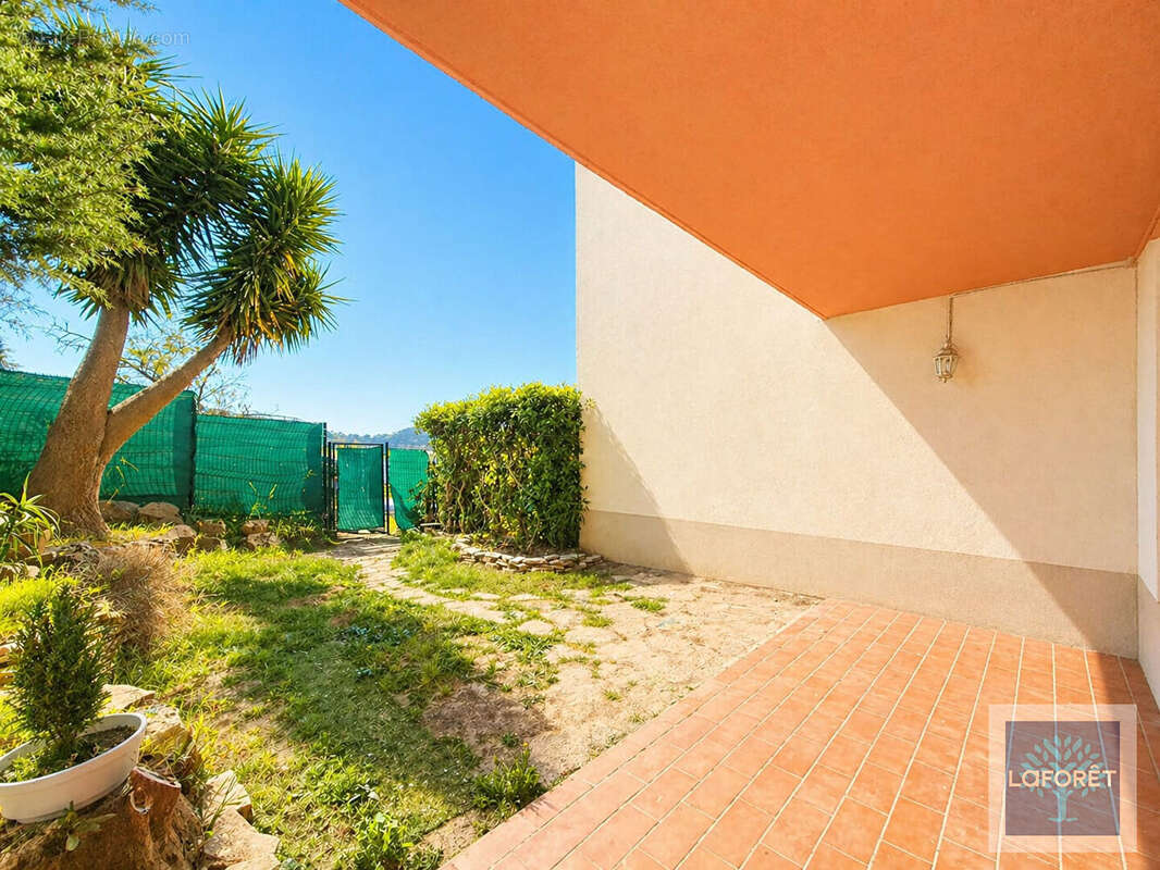 Appartement à VALLAURIS