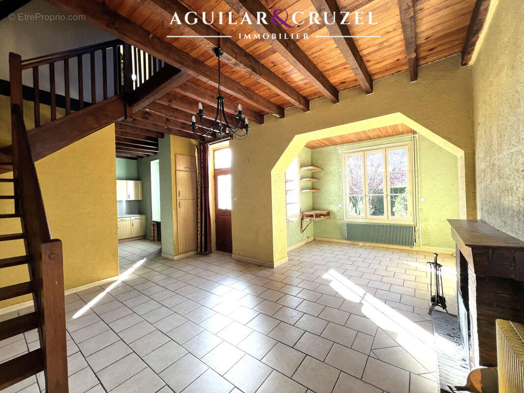 Maison à SAINT-DOULCHARD