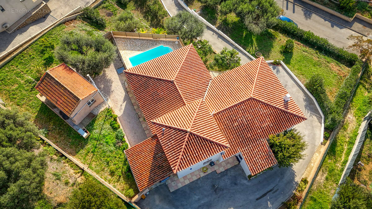 Elégante maison vue mer avec piscine et vue panoramique à Ollioules - photo 13