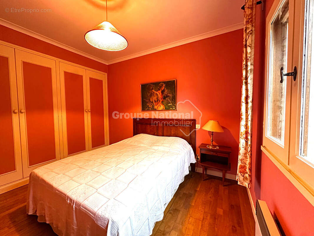 Maison à VILLEVIEILLE