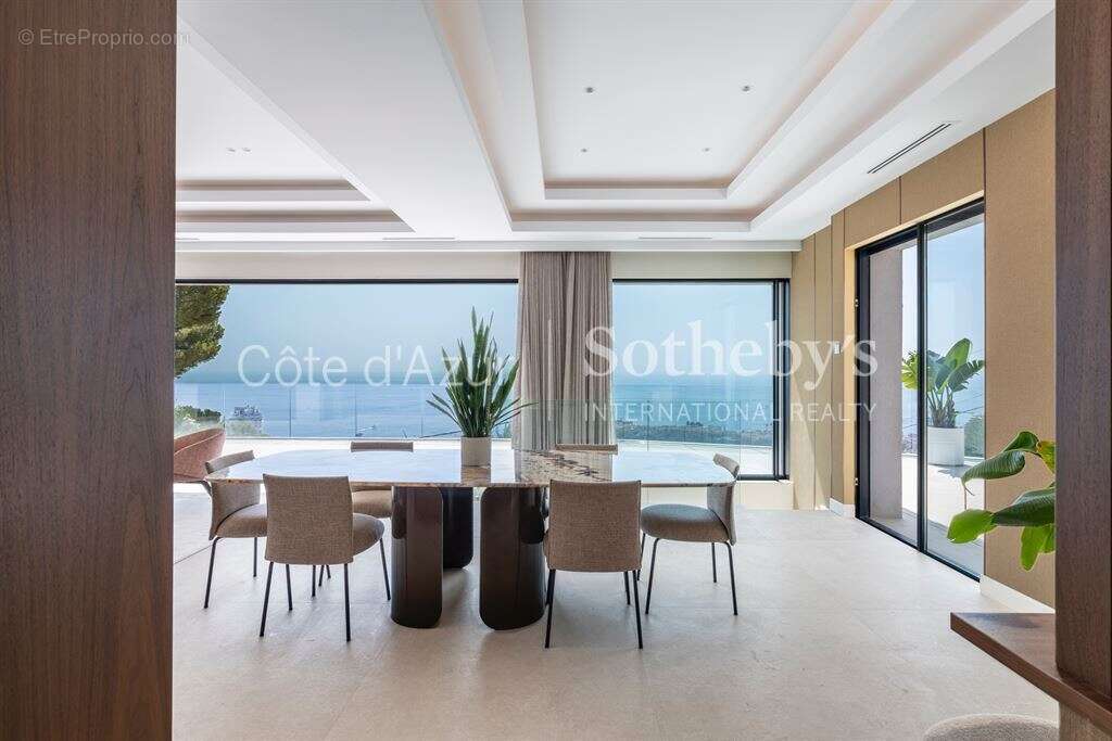 Villa contemporaine de 256 m² avec vue panoramique sur Monaco, piscine et cinq suites - photo 3