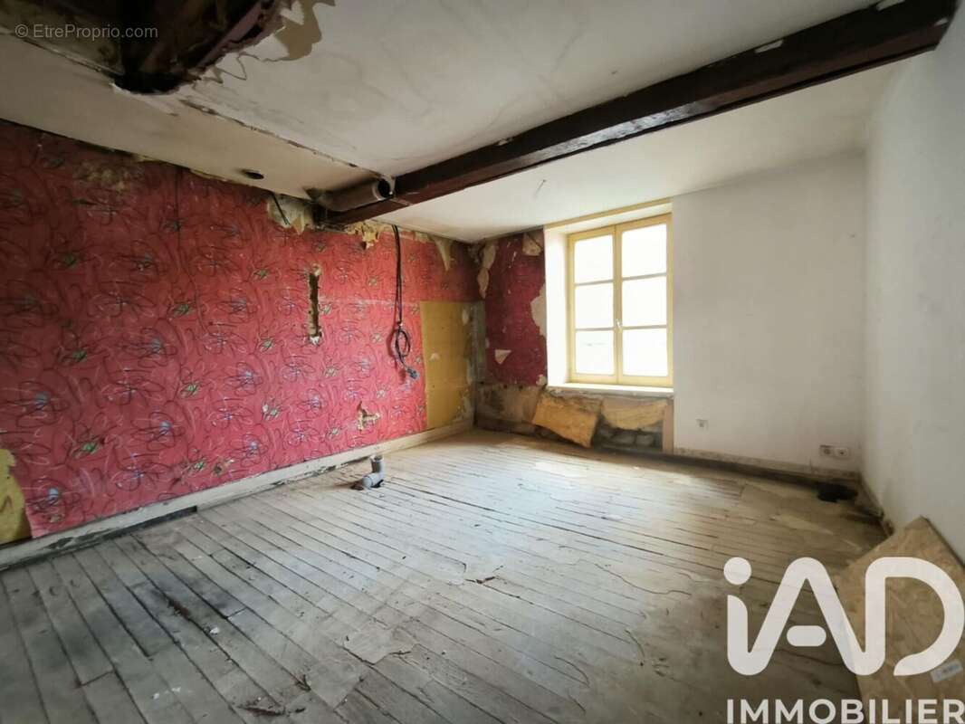 Photo 7 - Appartement à CHARLEVILLE-MEZIERES
