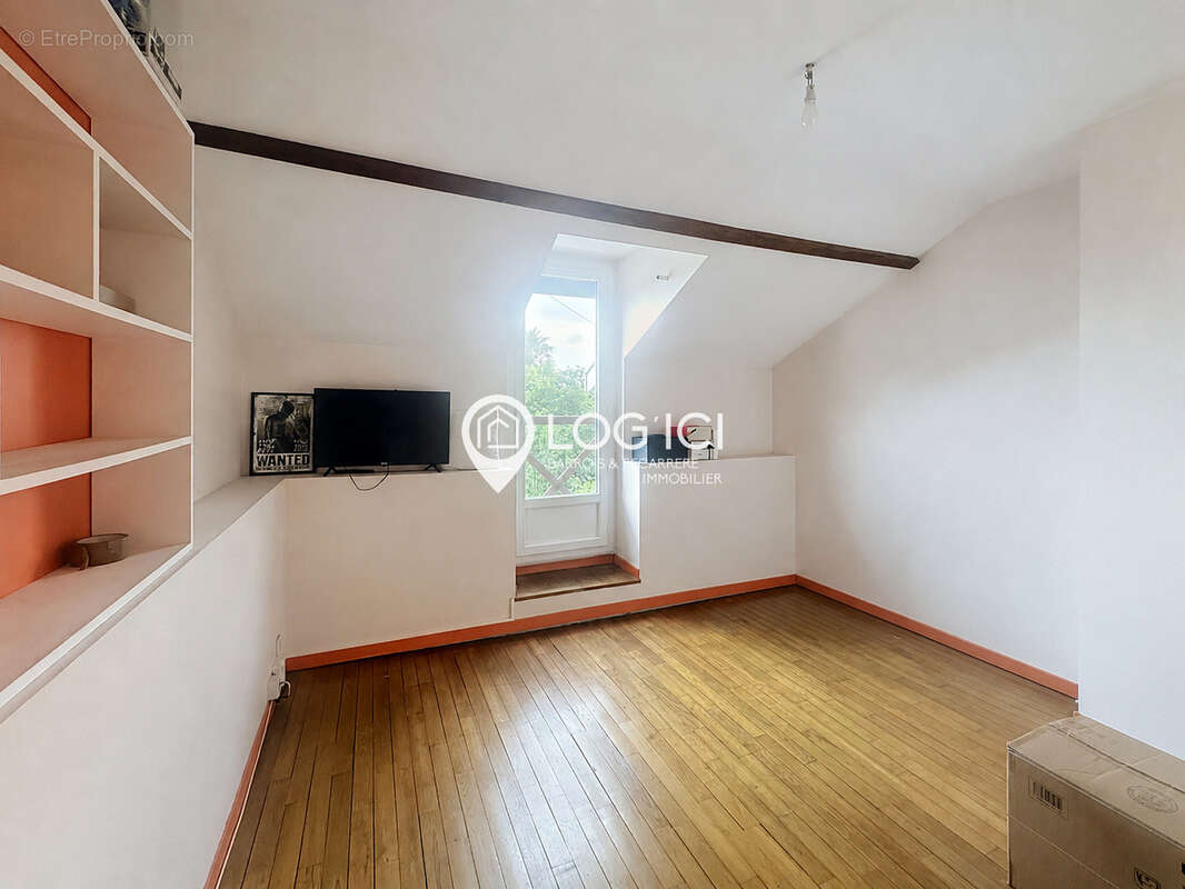 Maison de 84m2 avec garage et un grand jardin - photo 13