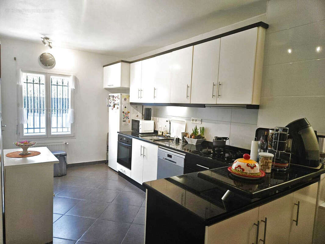 Bordeaux - Camille Godard - Charmante Maison T6 - 135 m2 avec cour - photo 3
