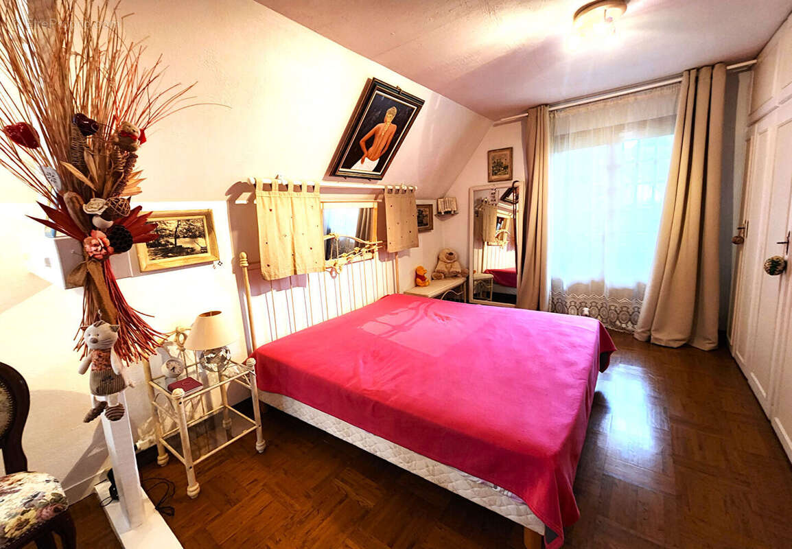 Maison à INCARVILLE