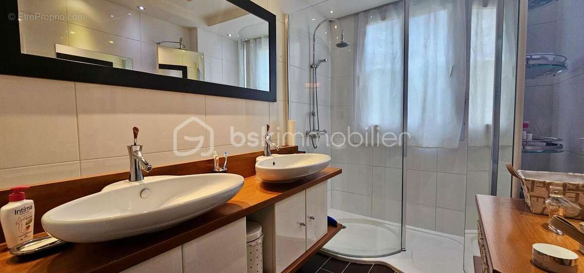 Maison à MONDEVILLE