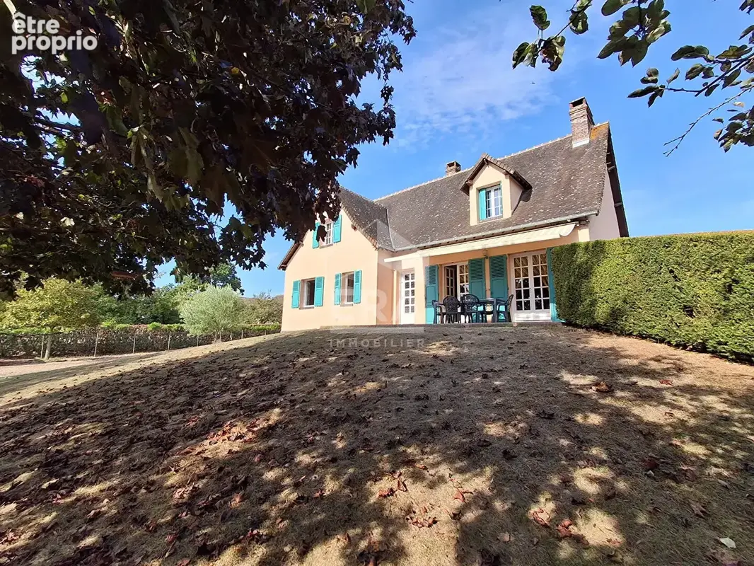 Maison à CONDE-SUR-HUISNE