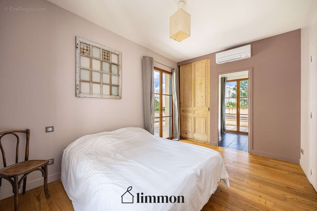 Maison à VILLEURBANNE