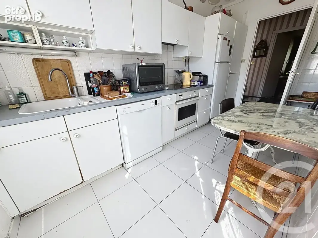 Appartement 5 pièces 83 m² à vendre à Lyon-7e (69007) - photo 4