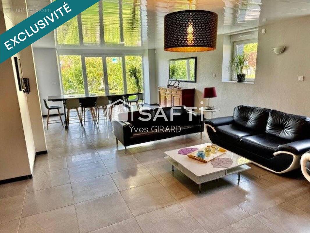 Photo 1 - Maison à DOMBASLE-EN-ARGONNE