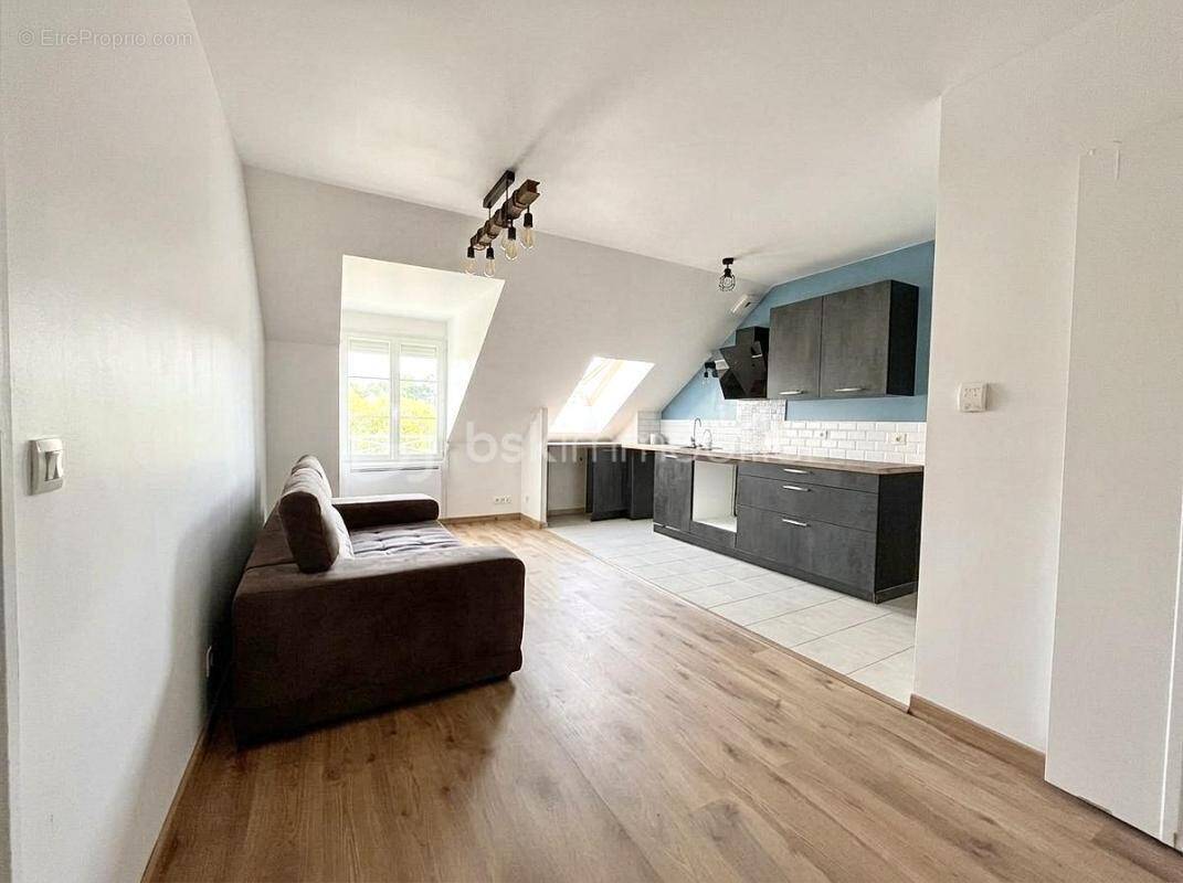 Appartement à NANTEUIL-LE-HAUDOUIN