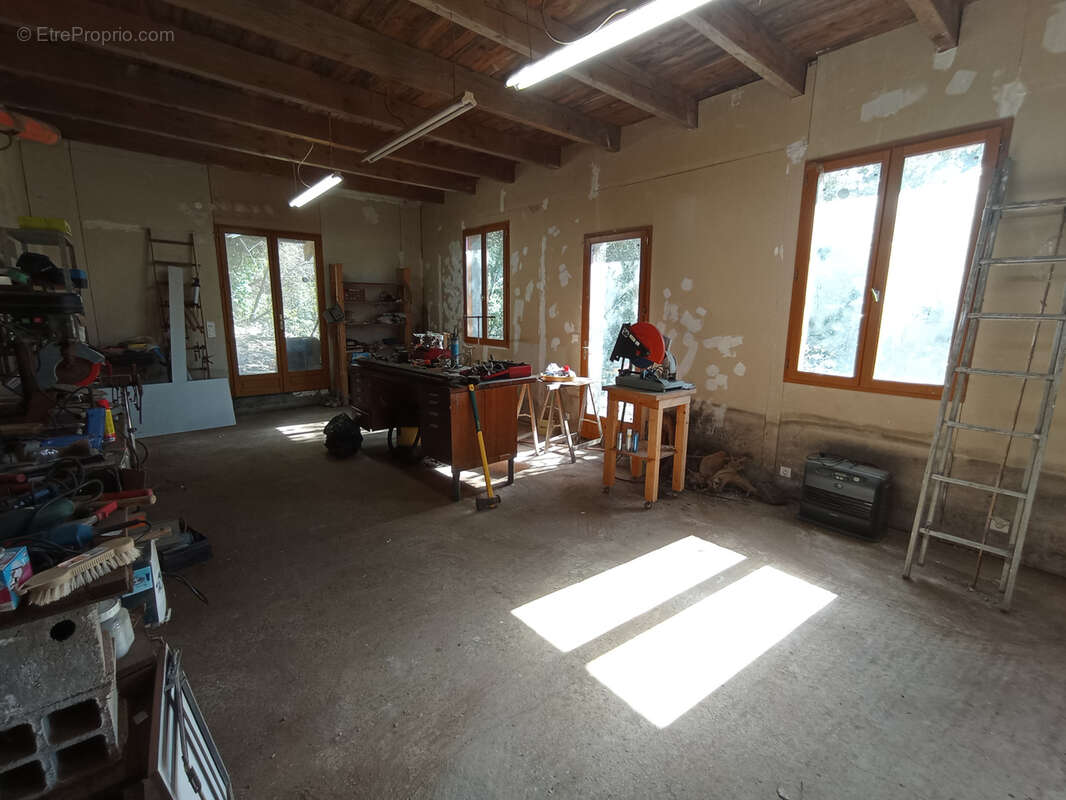 Maison à SAINT-ROMAN-DE-CODIERES