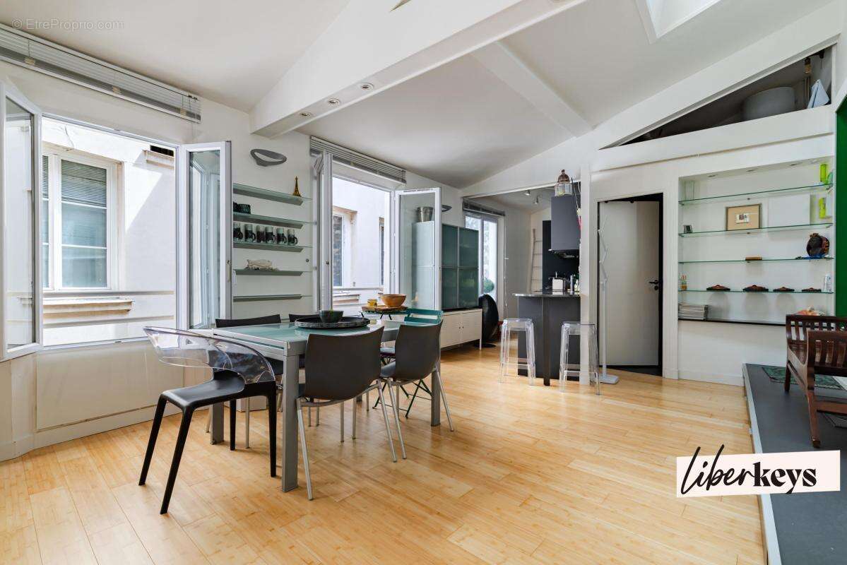 Appartement à PARIS-12E