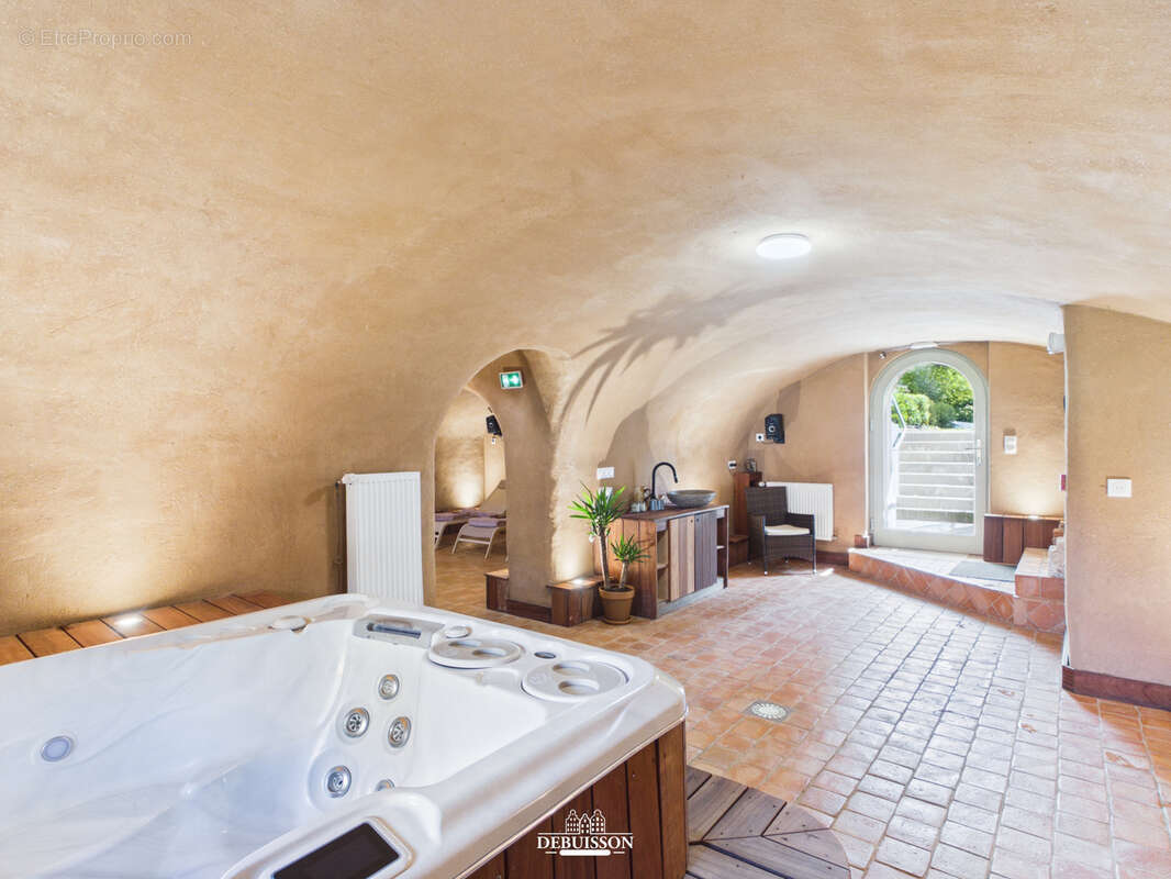 Maison à REBREUVIETTE