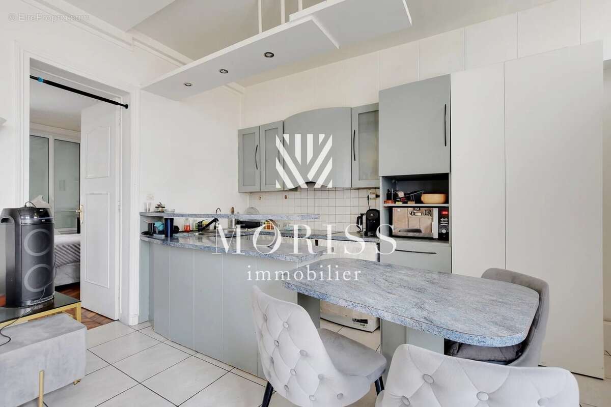 Appartement à PARIS-18E