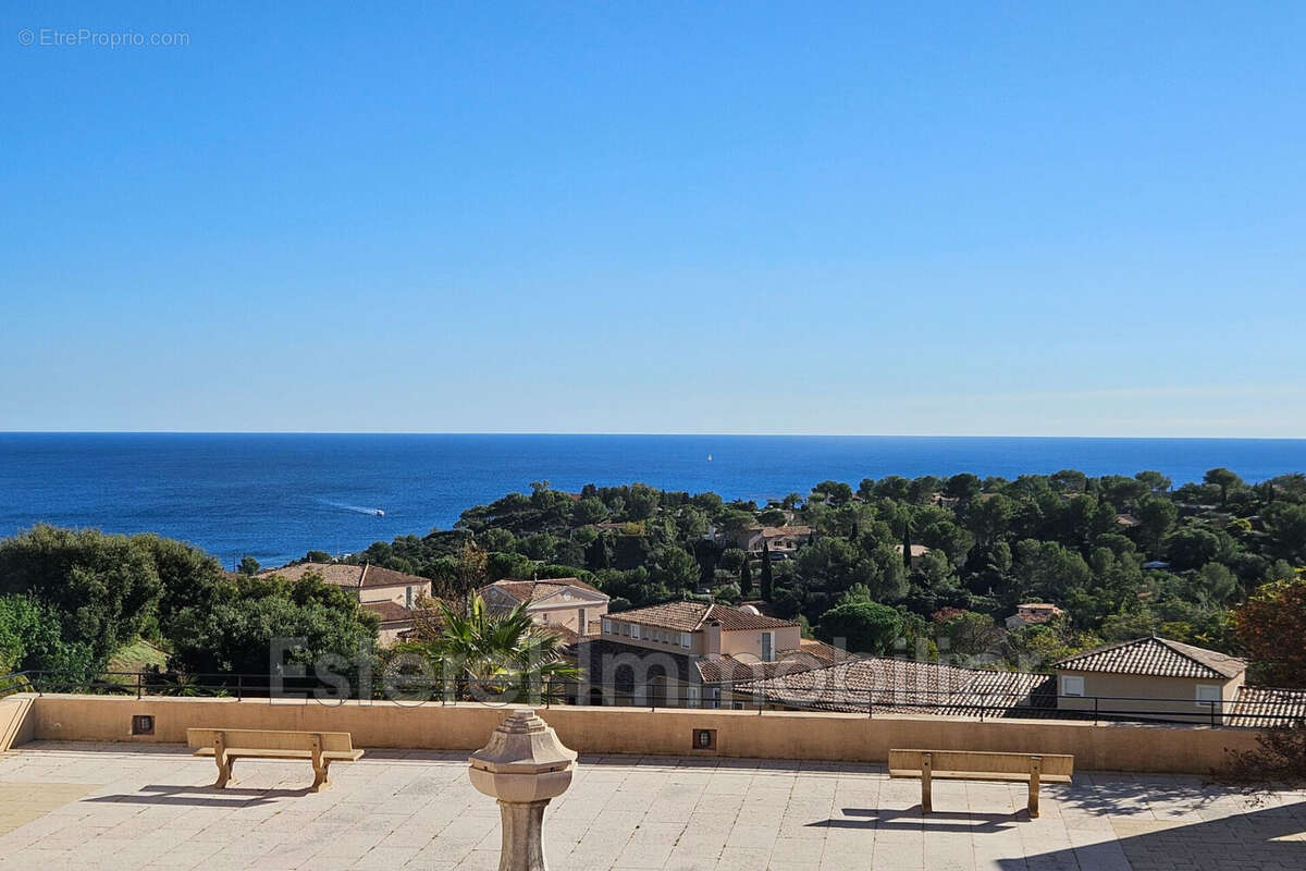 Appartement à SAINT-RAPHAEL