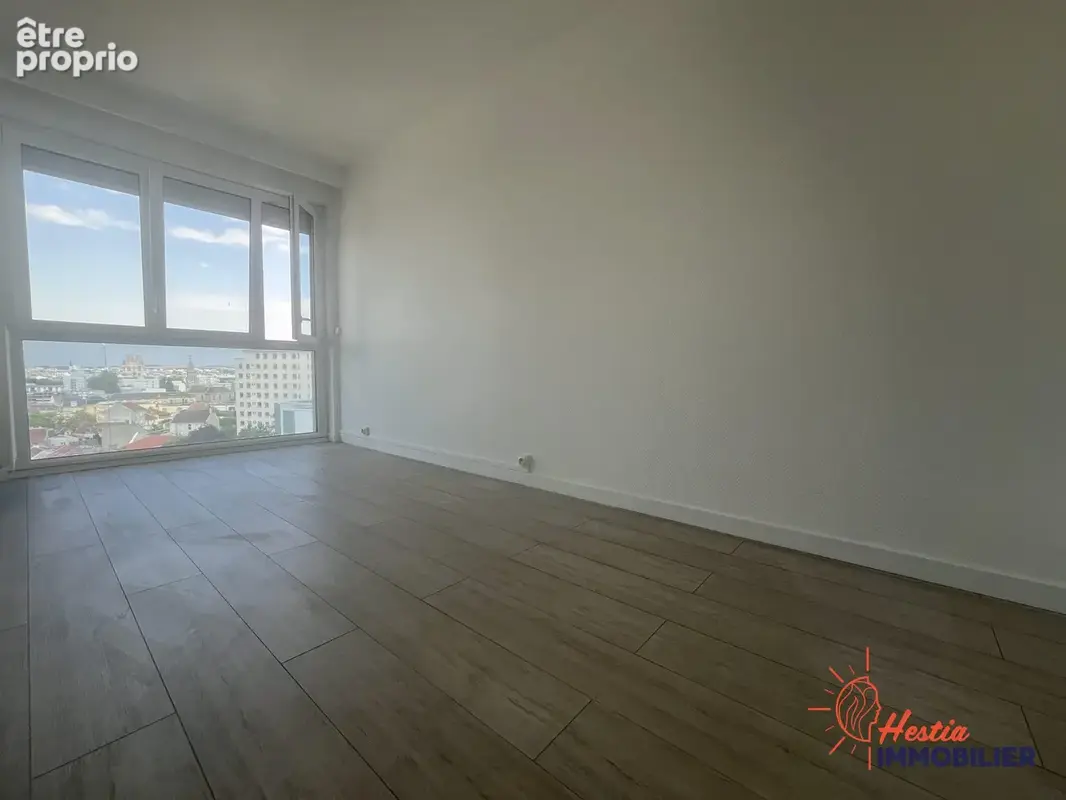 Appartement 5 pièces 82 m² à vendre à Reims (51100) - photo 7