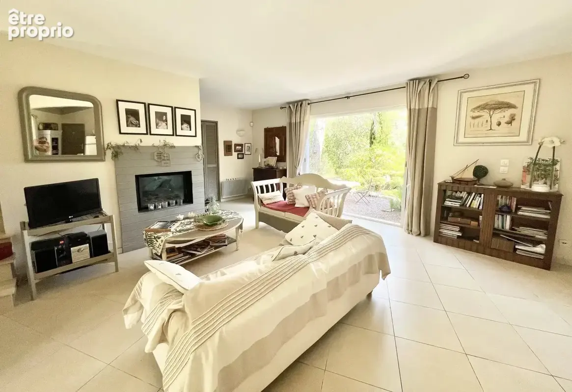 Villa d'architecte sur 5 350 m² de terrain avec piscine - photo 15