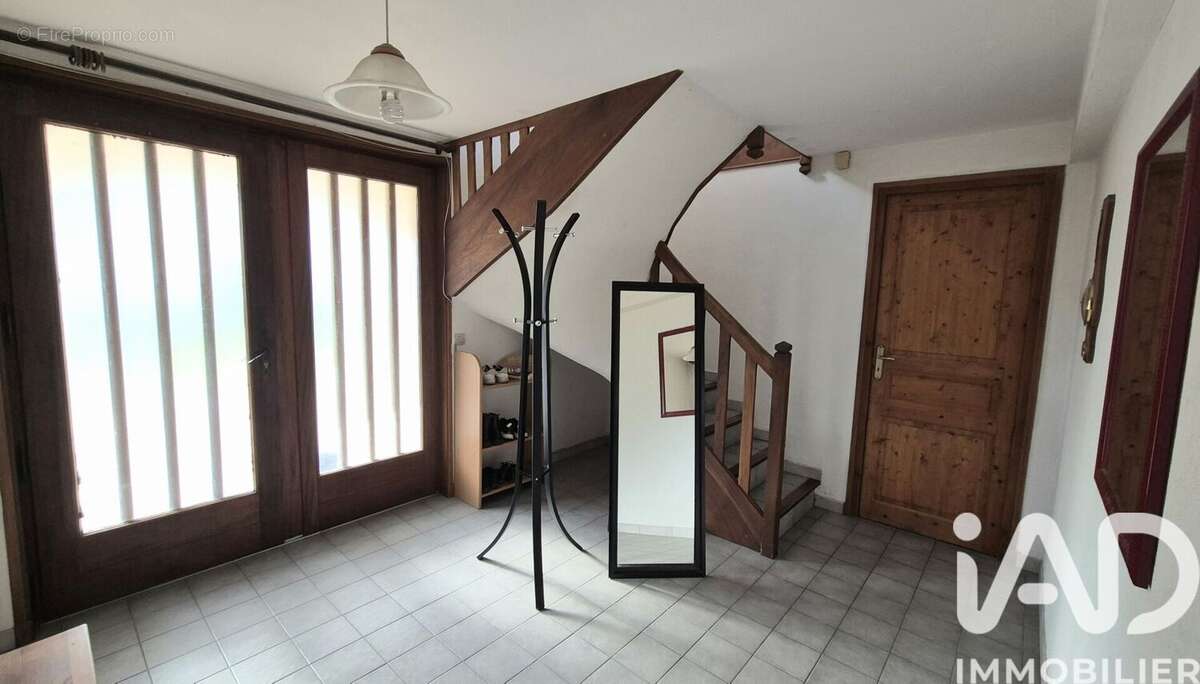 Photo 4 - Maison à SURY-LE-COMTAL