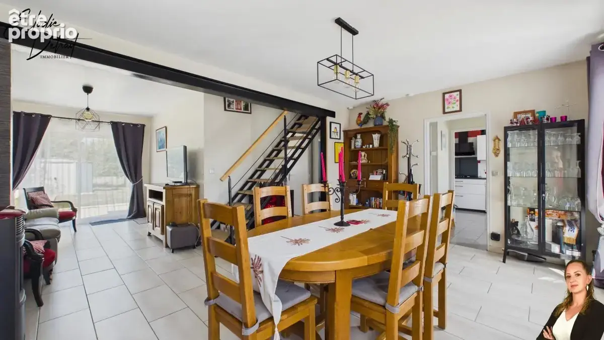 Maison 8 pièces 103 m² à vendre à Sainte-Jamme-Sur-Sarthe (72380) - photo 4
