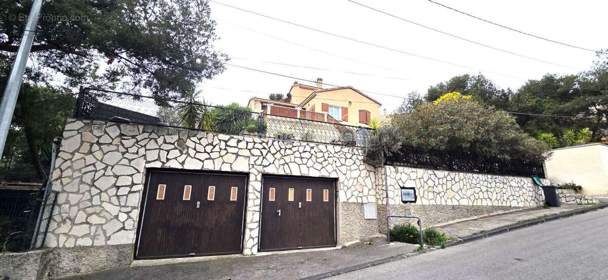 Maison à MARSEILLE-16E