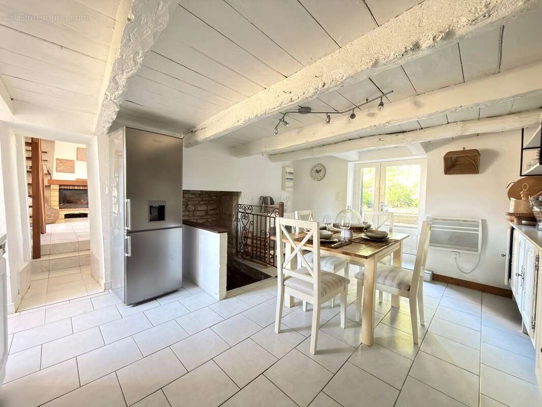 Maison à VILLEFAGNAN