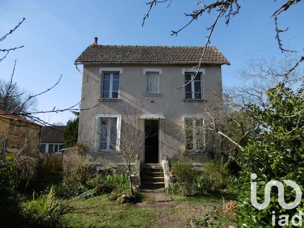 Photo 1 - Maison à MOULISMES