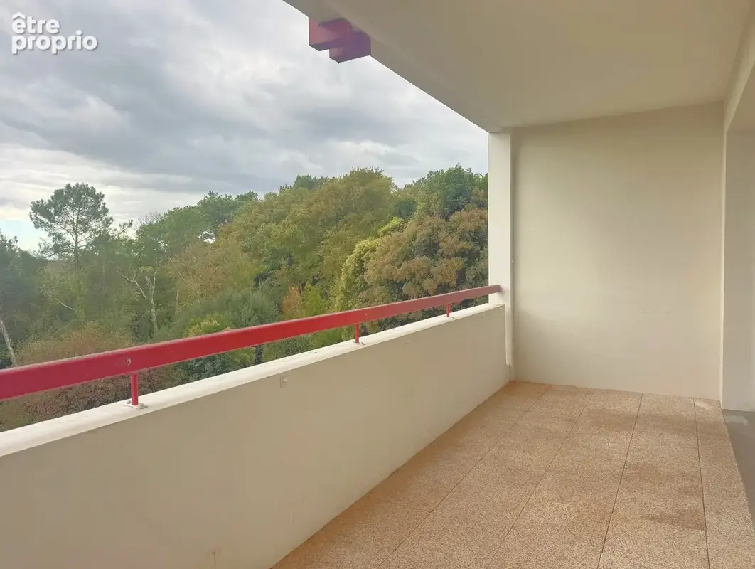NOUVEAU EN EXCLUSIVITÉ ! Haut Boucau, T2 avec terrasse plein Sud, vue dominante, cave et garage - photo 6