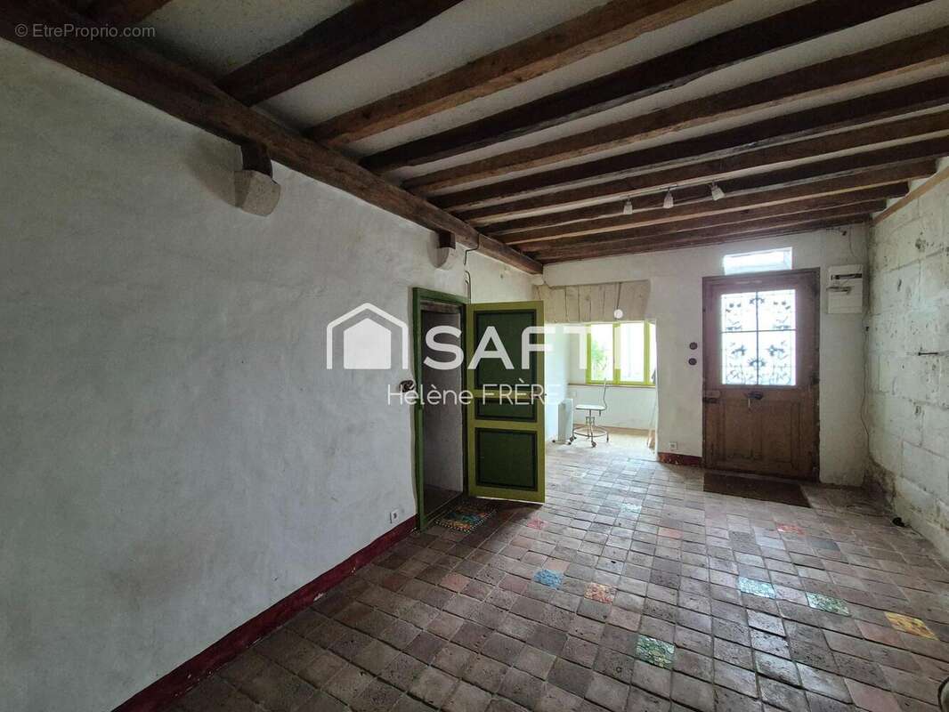 Photo 3 - Maison à LES MONTILS