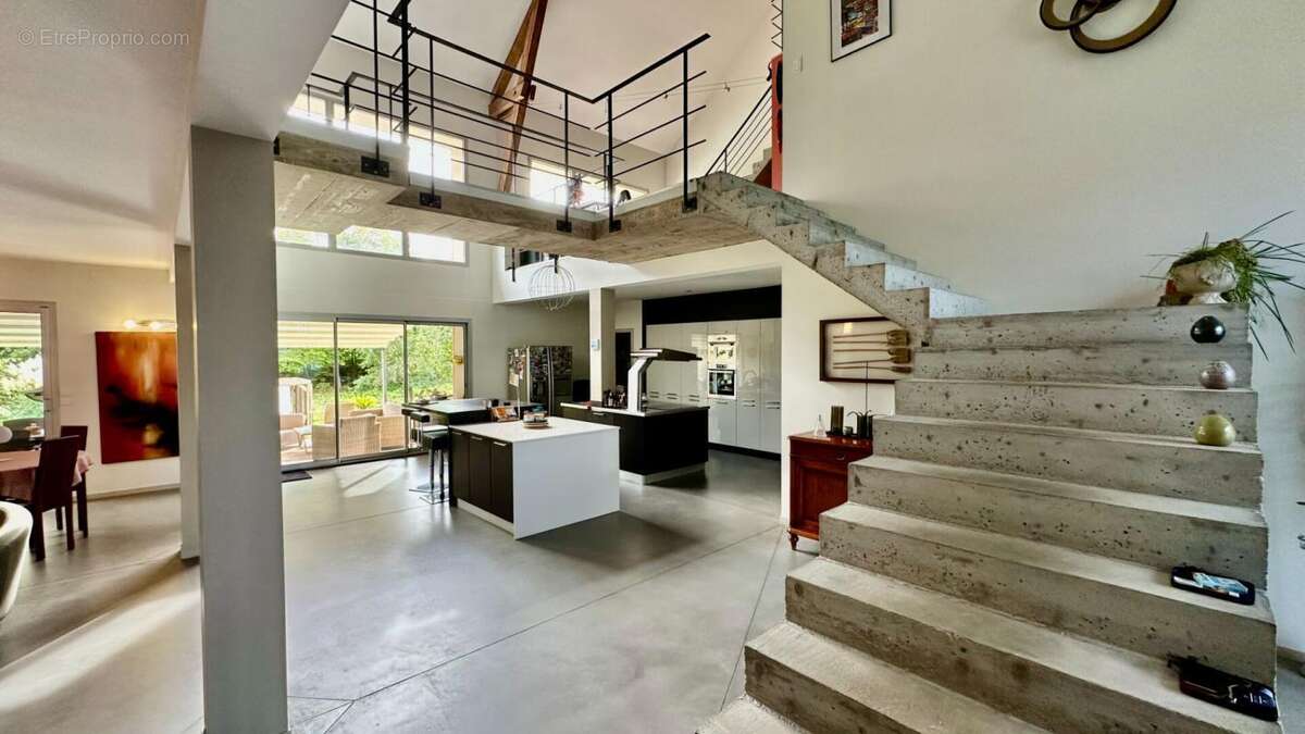 Maison à CHALONVILLARS