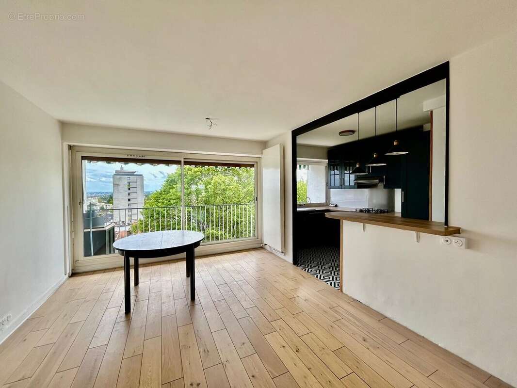 Appartement à FONTENAY-AUX-ROSES