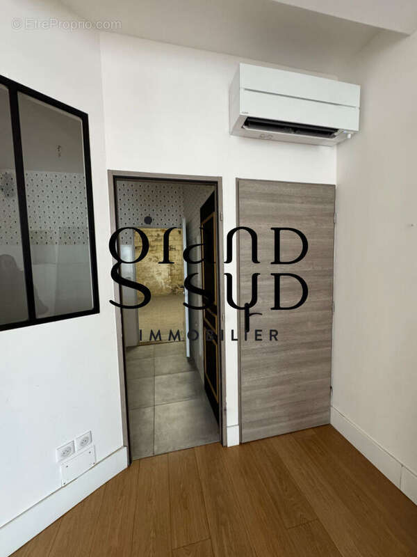 Commerce à LE GRAU-DU-ROI