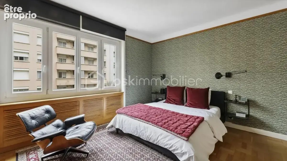 Charmant T4 de 128 m² avec balcon, cave et grenier situé à deux pas du Parc de la Tête d'Or - Lyon 6 - photo 13