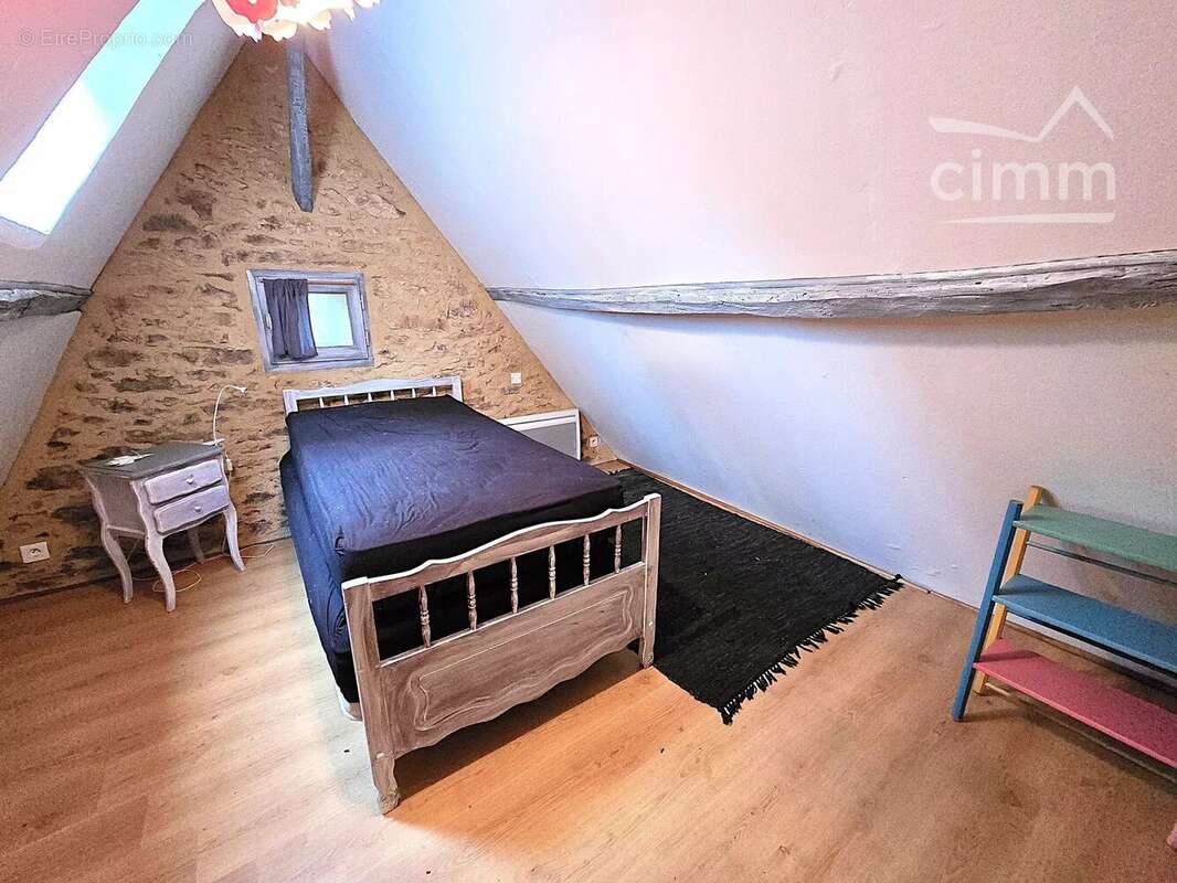 Maison à CARSAC-AILLAC