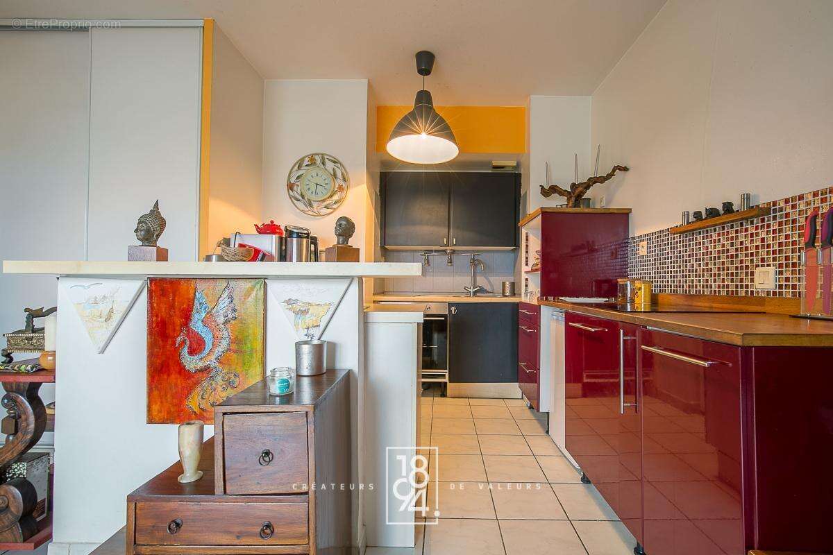 Appartement à MARSEILLE-8E