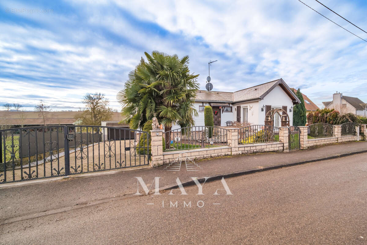 KOETZINGUE, Maison avec Dépendance. - photo 2