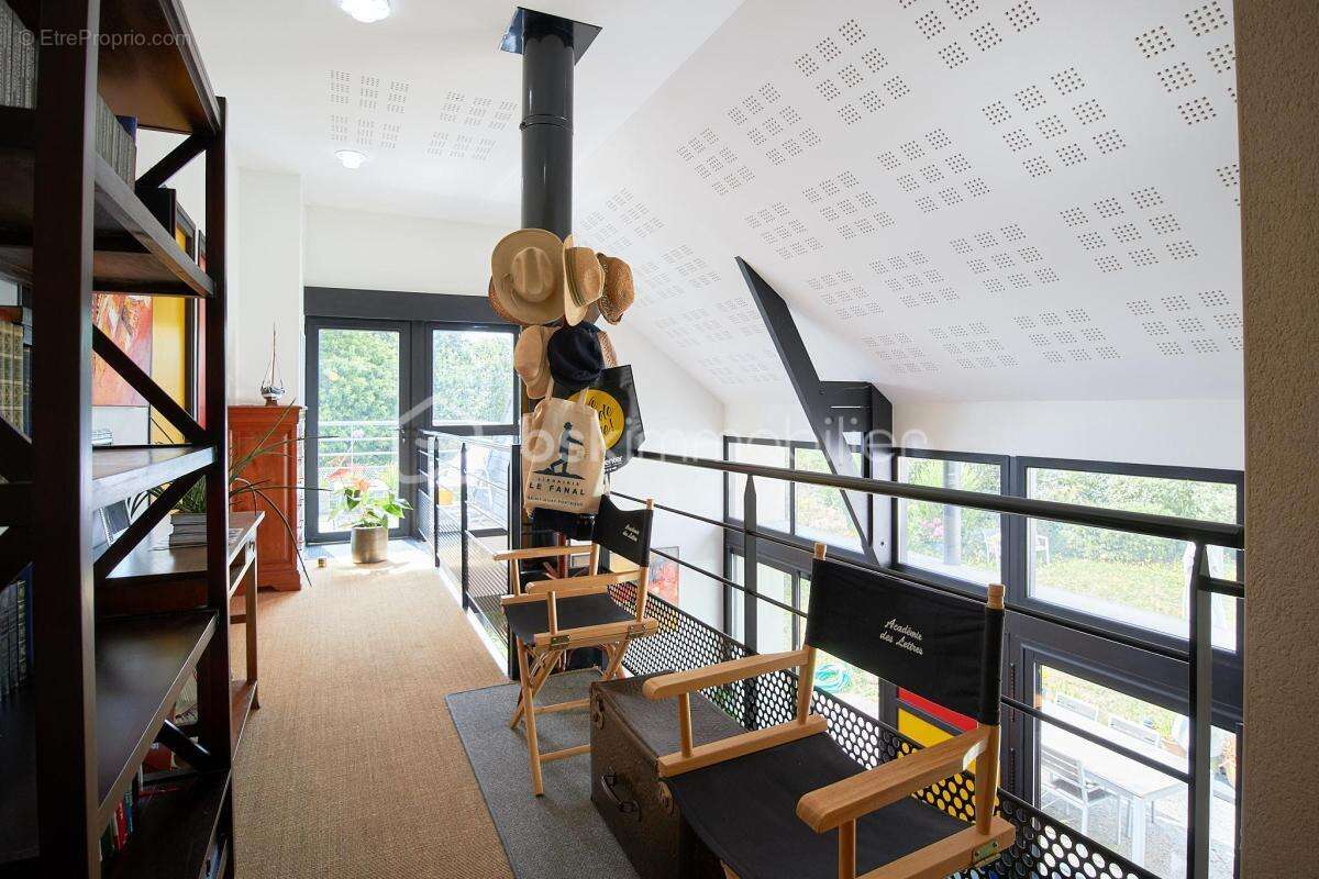 Maison d'architecte d'inspiration Le Corbusier proche des plages - photo 14