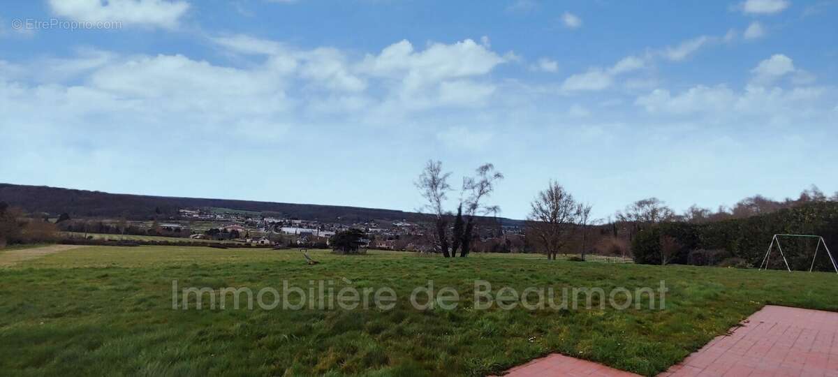 Maison à BEAUMONT-LE-ROGER