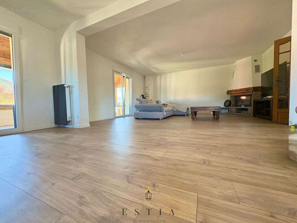 Appartement à NEUVES-MAISONS