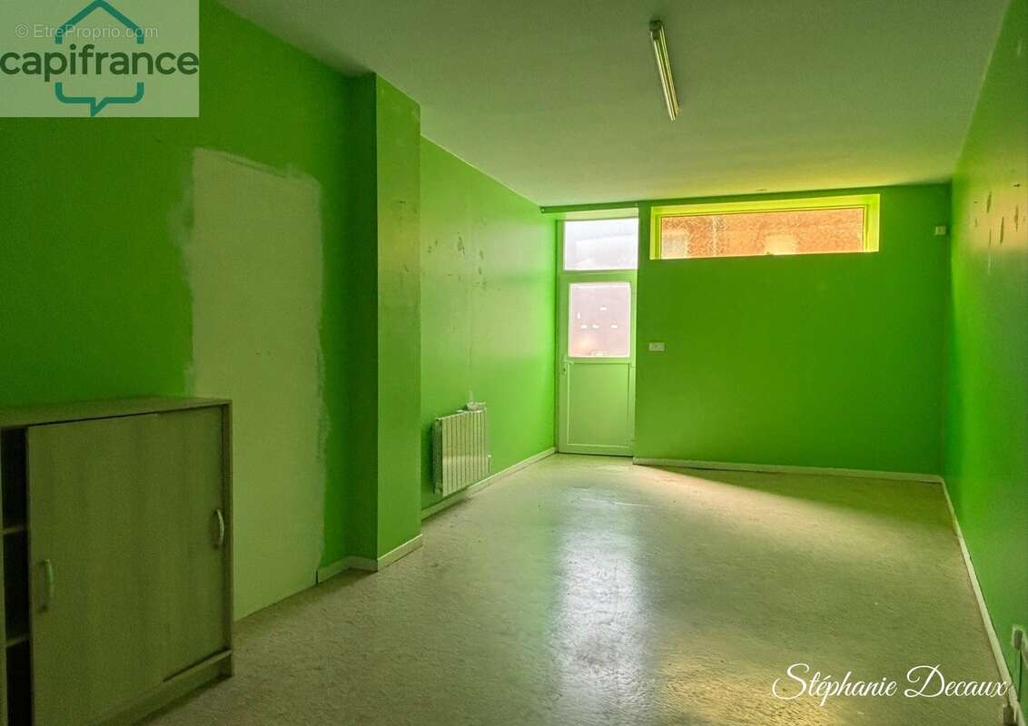 A VENDRE : Immeuble de caractère en plein cœur de Wignehies (59) – Place à votre imagination! - photo 18