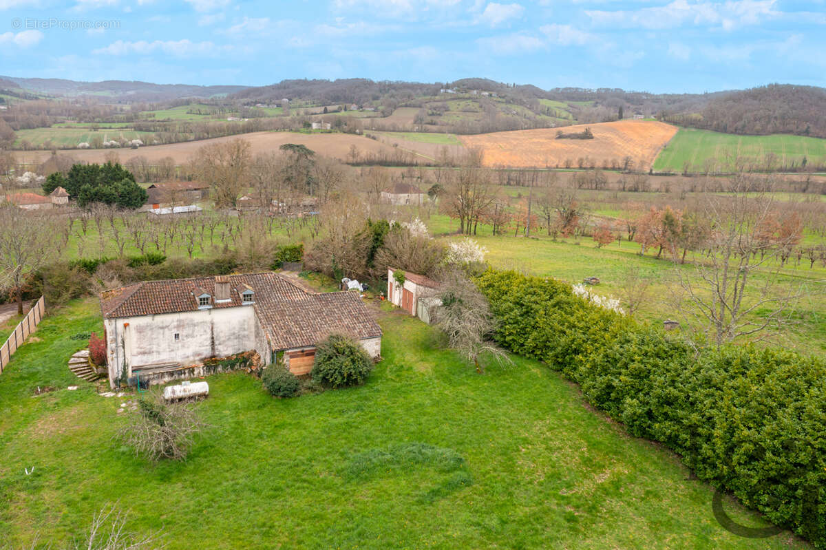 Maison à HAUTEFAGE-LA-TOUR