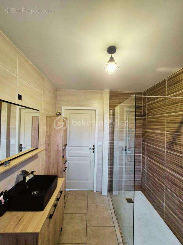 Maison à MARTAINNEVILLE