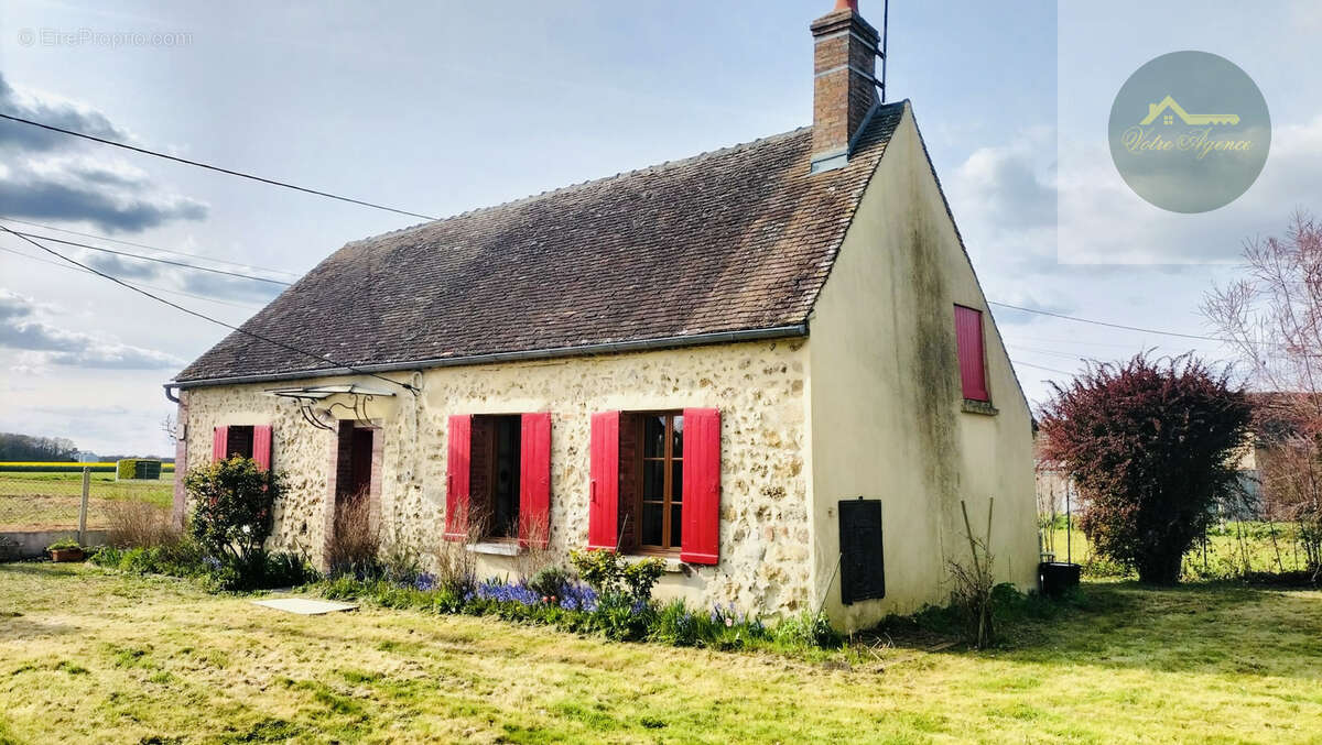 Maison à MONTACHER-VILLEGARDIN