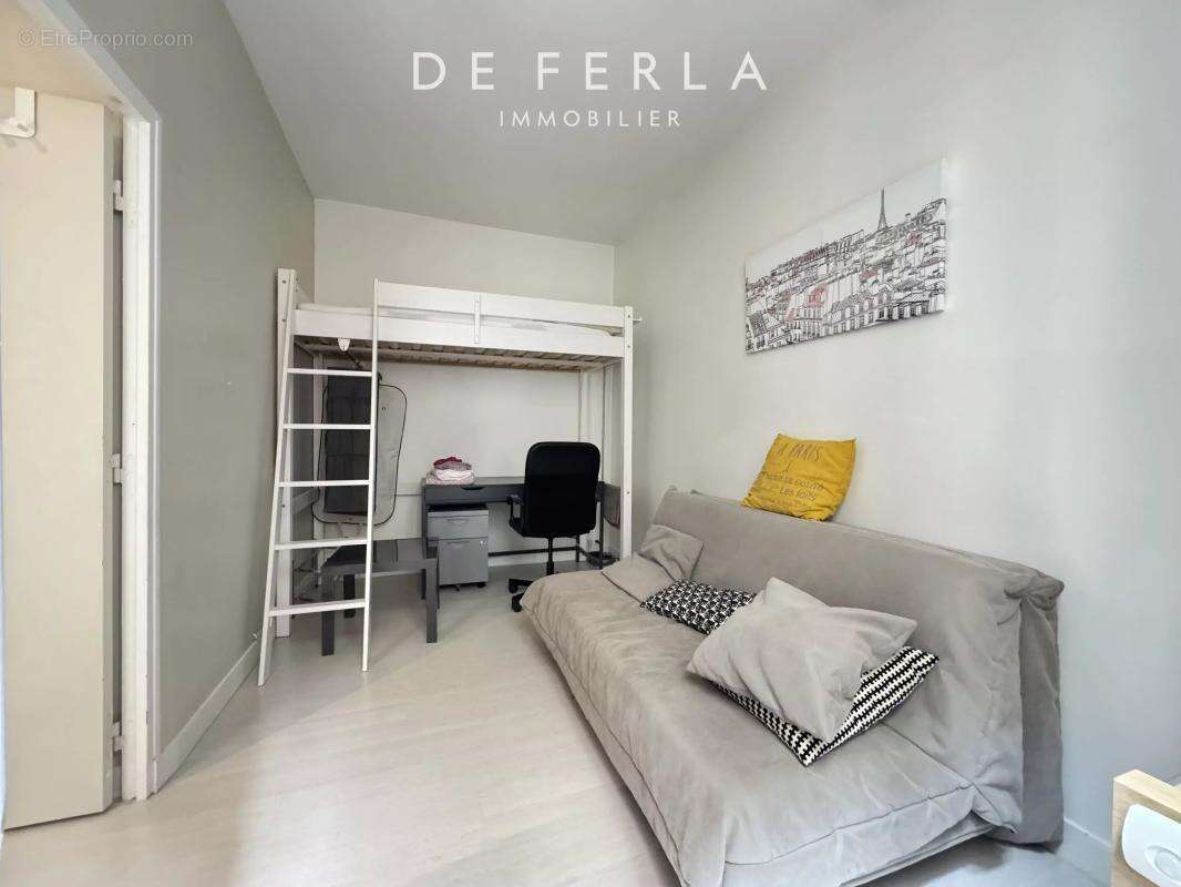 Appartement à PARIS-15E
