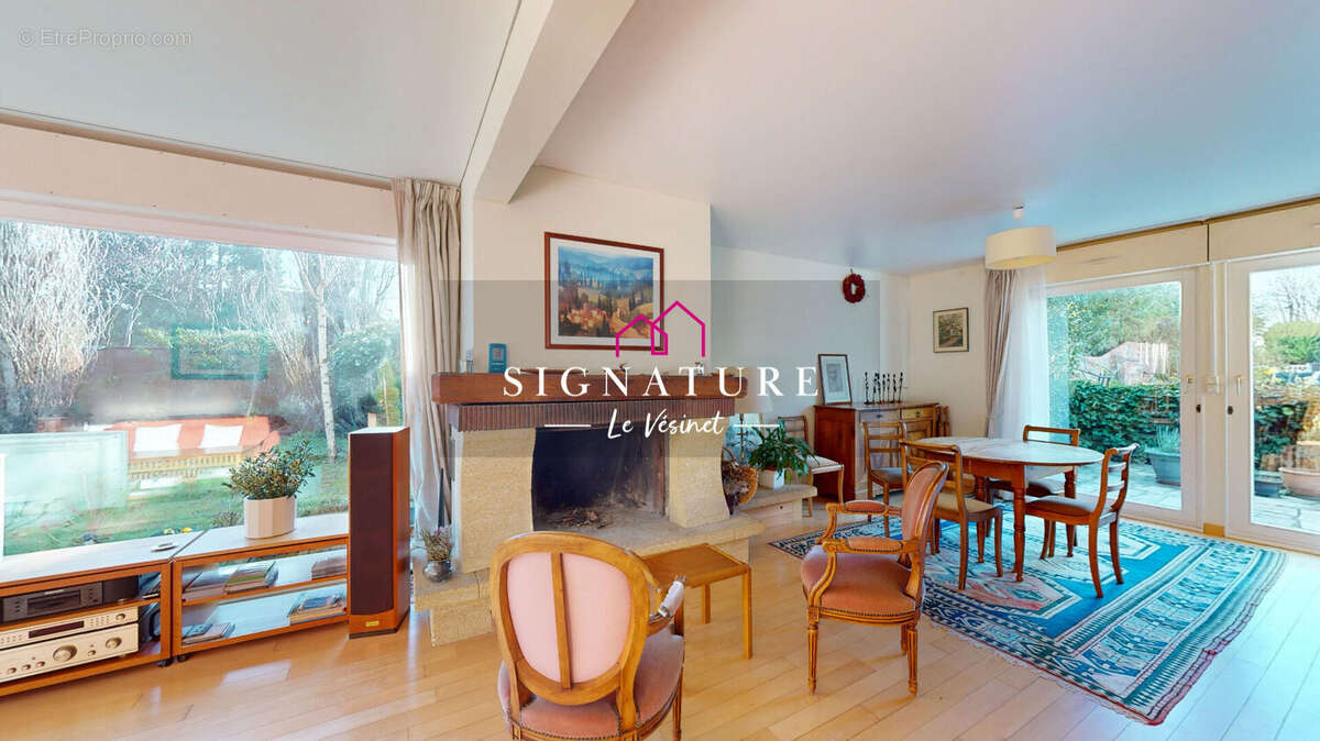 Maison à LE VESINET