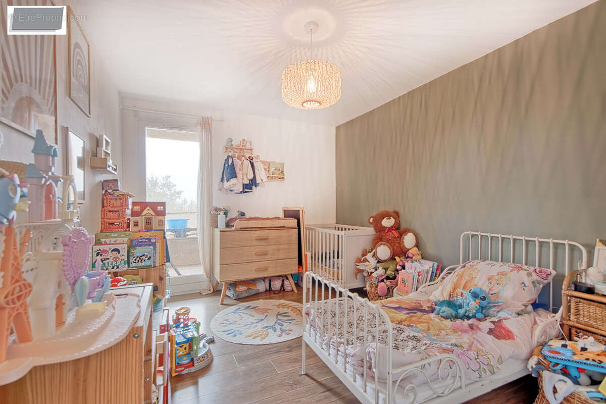 Appartement à LA VALETTE-DU-VAR