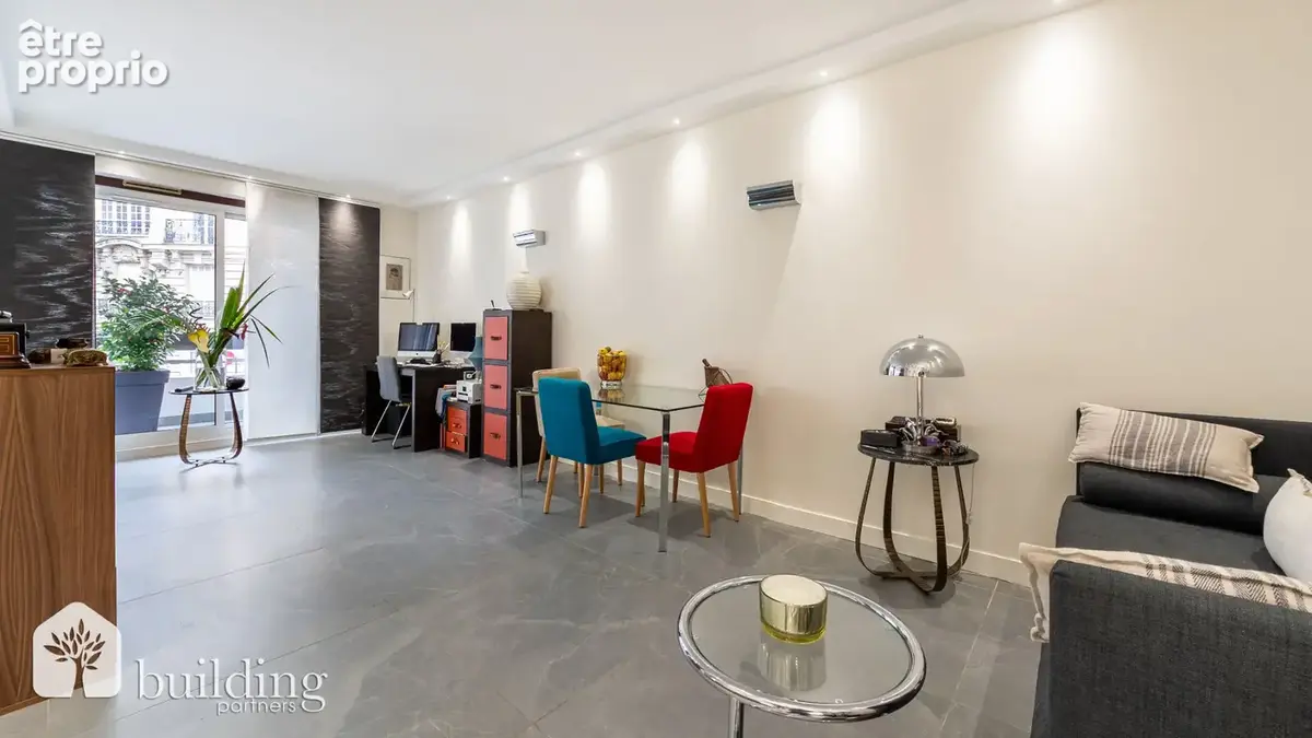 Paris 16ème - La Muette - Appartement 2 pièces de 54,32 m² avec balcon de 7,03 m² en étage avec ascenseur - photo 3